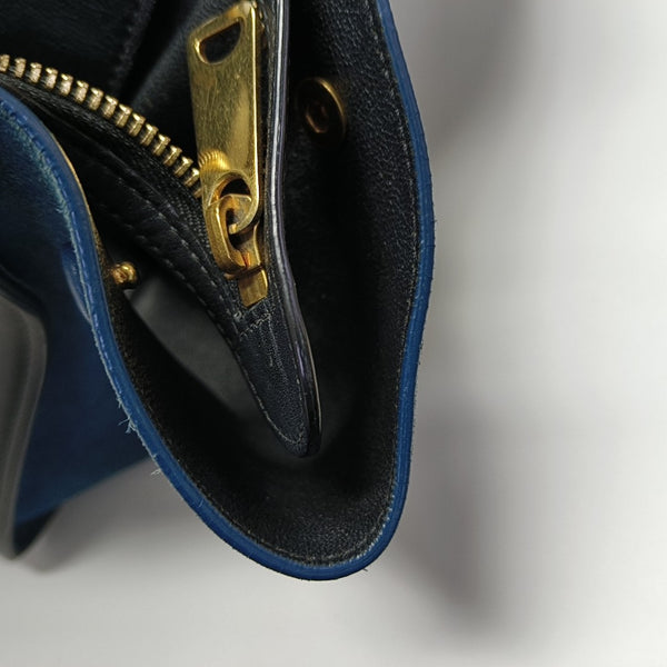 TRAPEZE Small Calfskin Blue