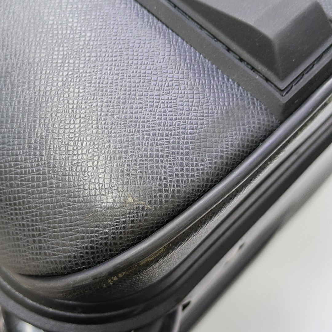 PEGASE Calfskin Black