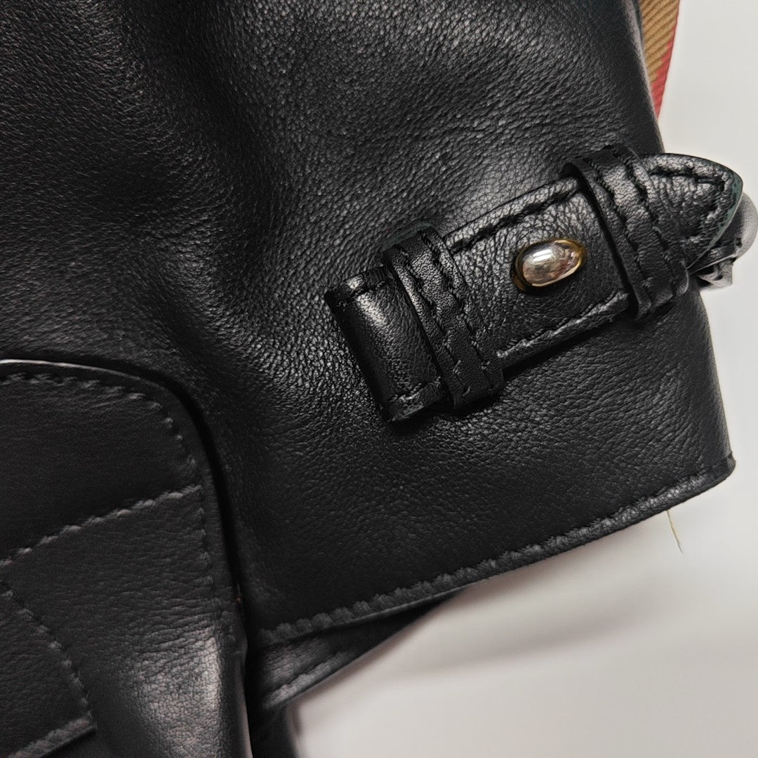 The Banner Medium Calfskin Black
