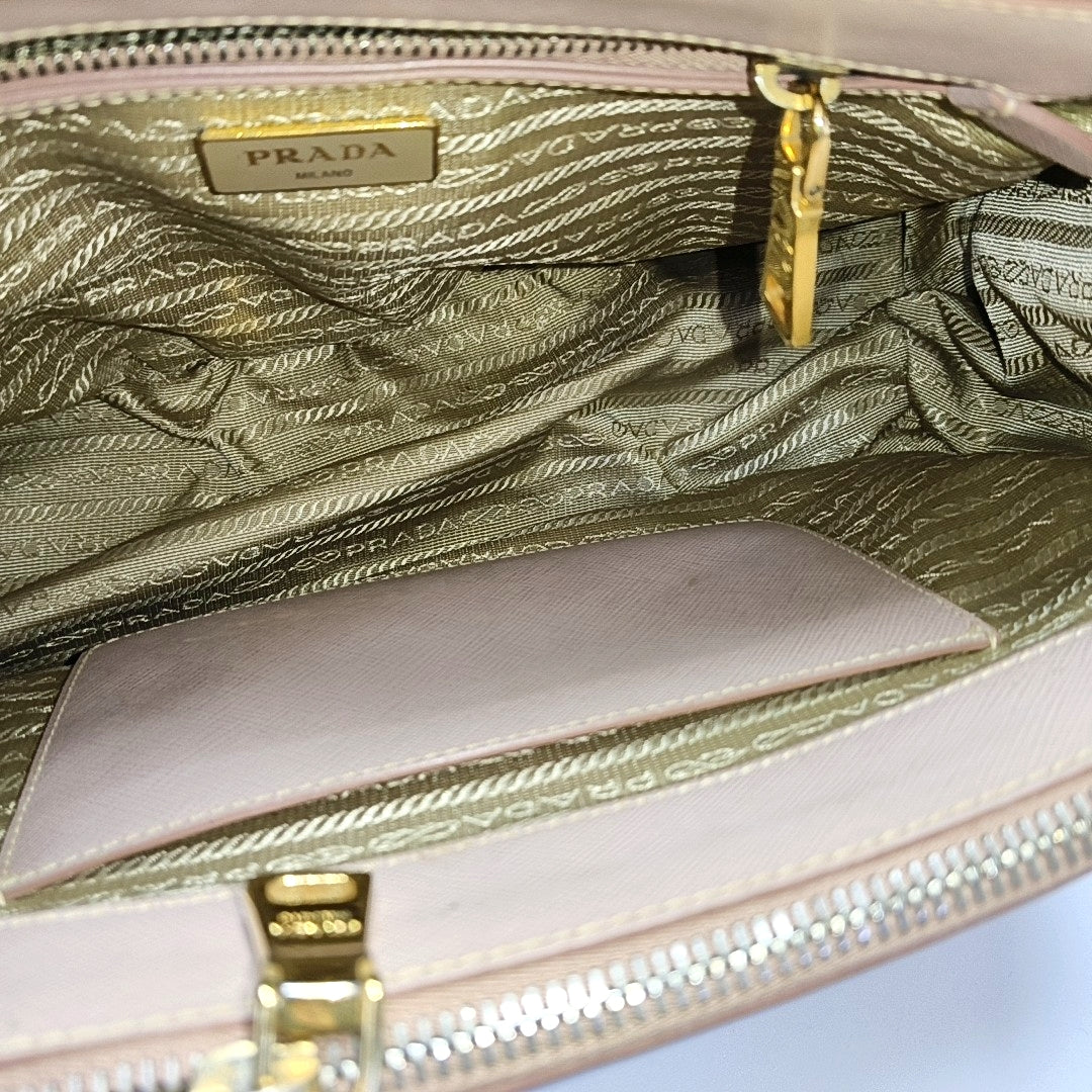 Galleria Medium Saffiano Calfskin Pink