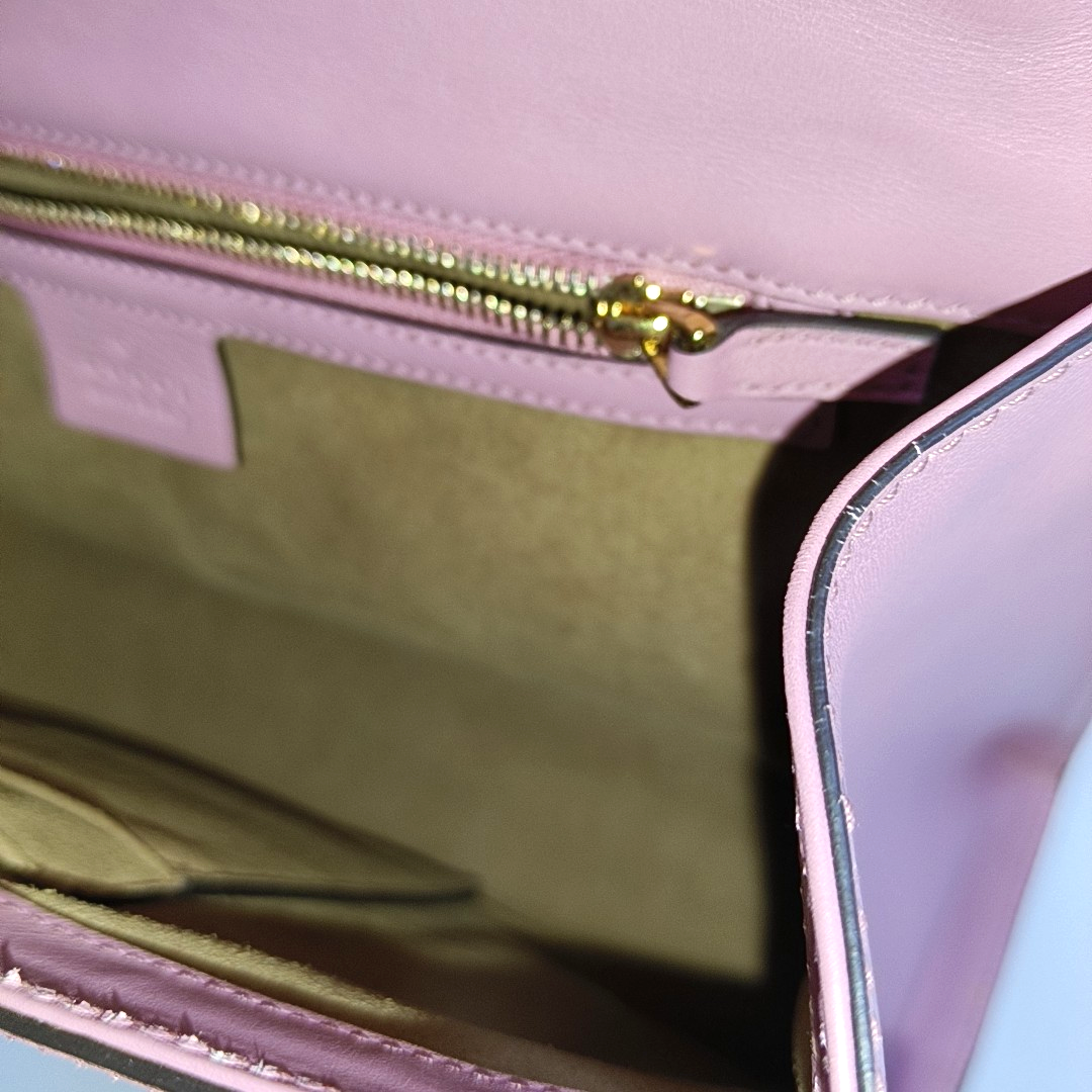 Authenticated pre-owned  Padlock Small Calfskin Pink - Crossbody Bag at Looply