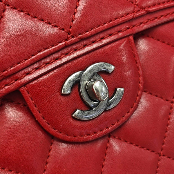 Authenticated pre-owned  Classic Flap Quilted Lambskin Red - Shoulder Bag at Looply
