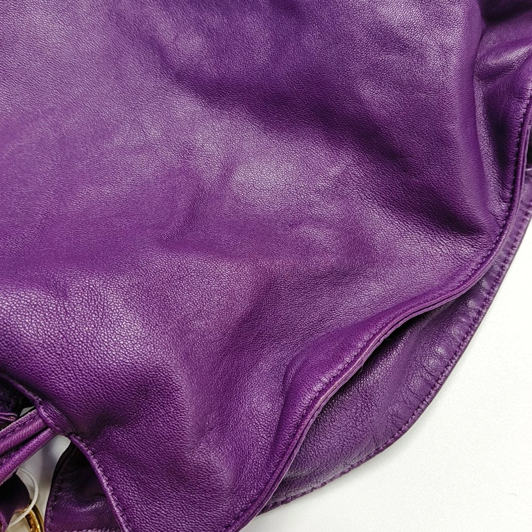 Authenticated pre-owned  Flamenco Lambskin Purple - Crossbody Bag at Looply