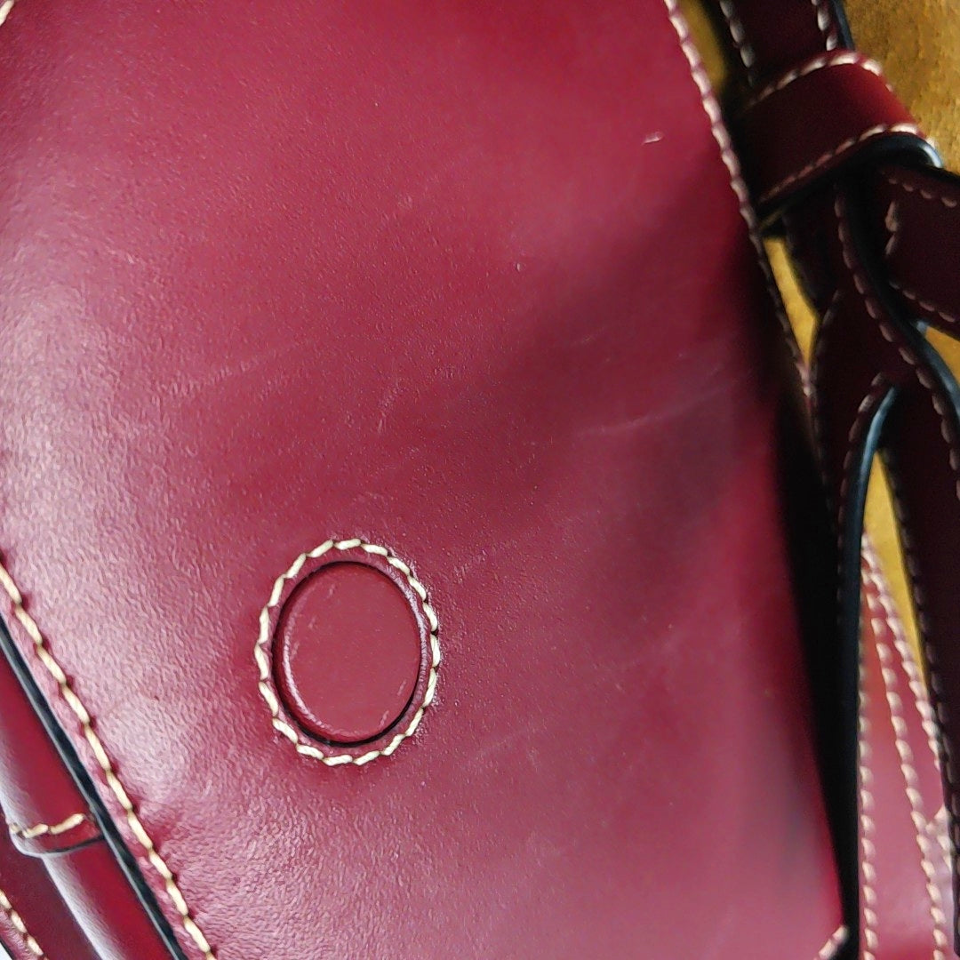 Authenticated pre-owned  Gate Small Calfskin Burgundy - Belt Bag at Looply