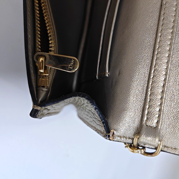 Authenticated pre-owned  Lady Dior Lambskin Silver - Crossbody Bag at Looply