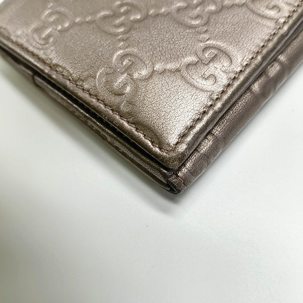 Authenticated pre-owned  Microguccissima Monogram Calfskin Gray Wallet - Wallet at Looply