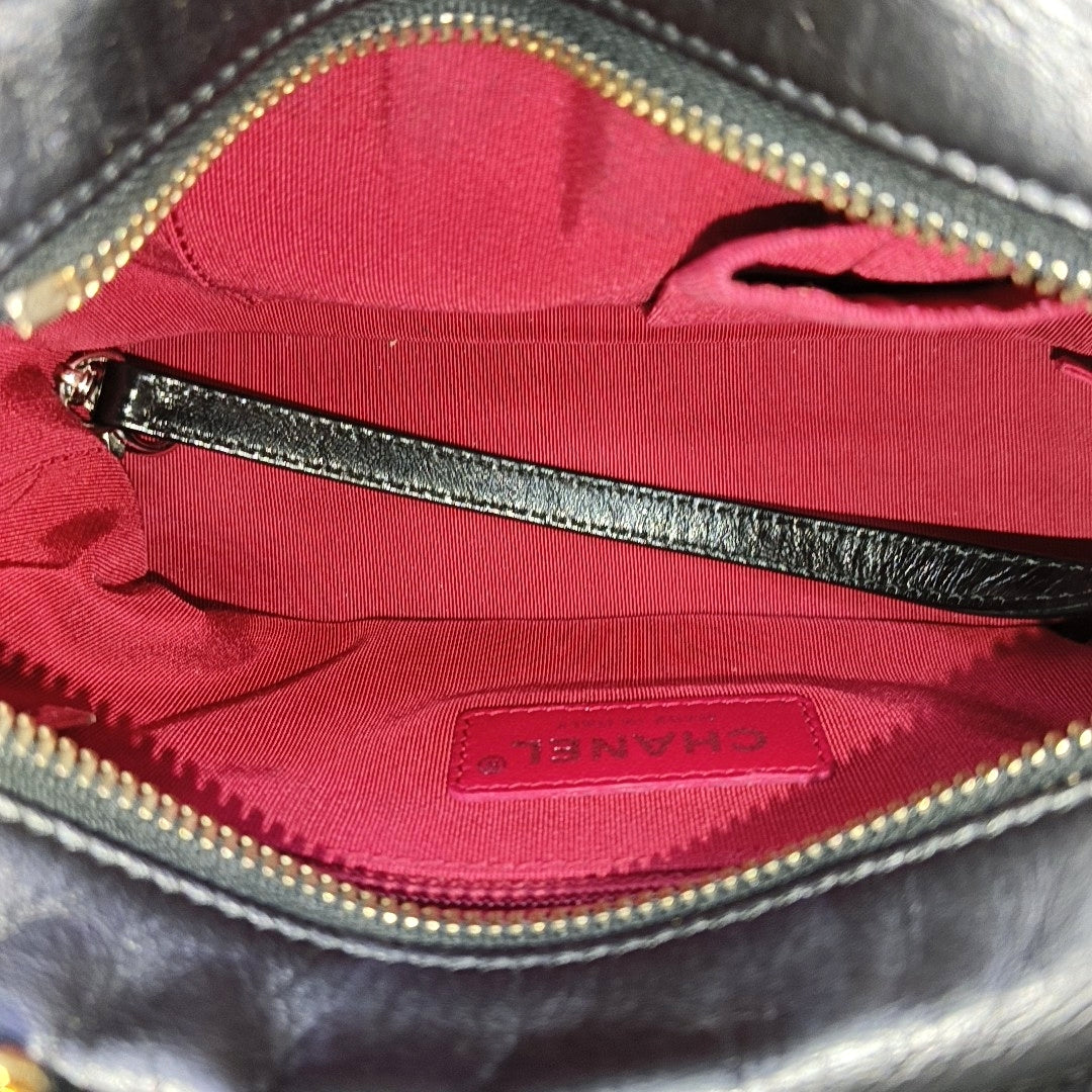 GABRIELLE Small Quilted Calfskin Gray