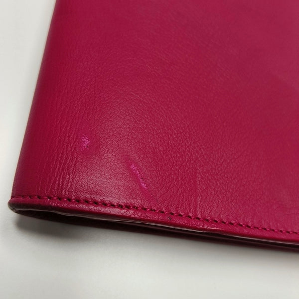 Authenticated pre-owned  Chyc Y Ligne Calfskin Pink - Clutch at Looply