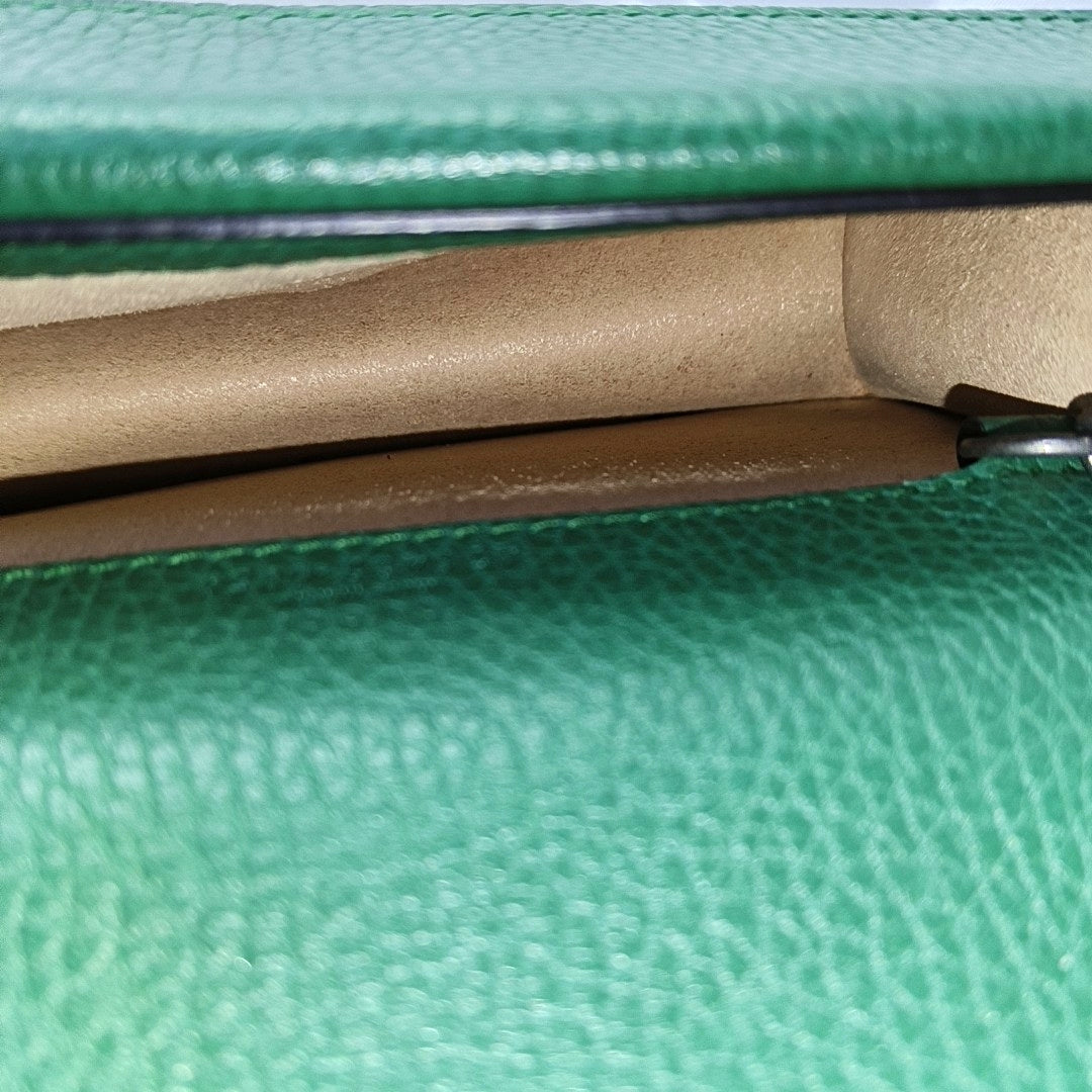 Authenticated pre-owned  Dionysus Super Mini Calfskin Green - Shoulder Bag at Looply