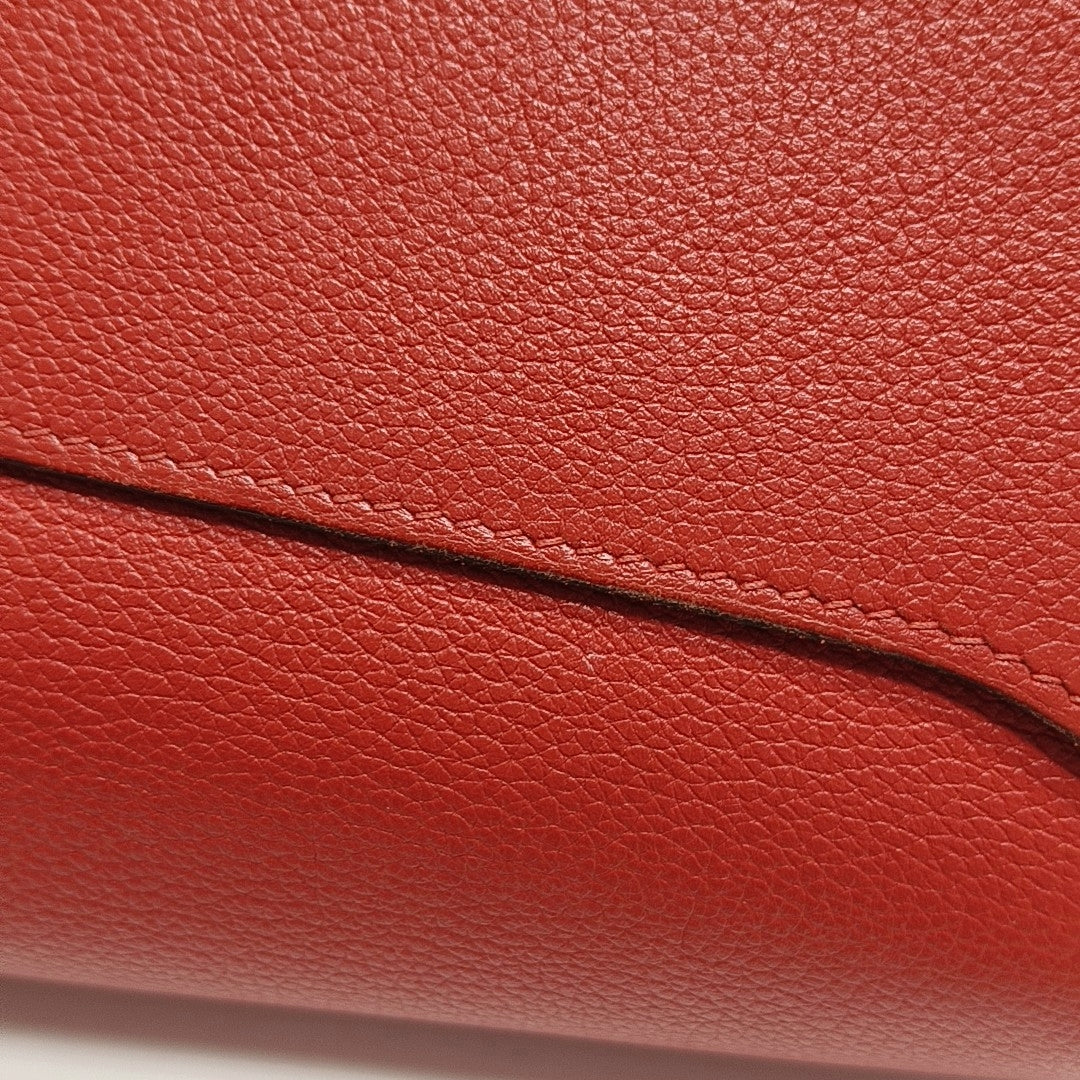 Authenticated pre-owned  Roulis 18 Evercolor Red - Crossbody Bag at Looply