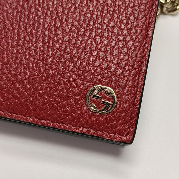 Authenticated pre-owned  GG Marmont Calfskin Red - Crossbody Bag at Looply