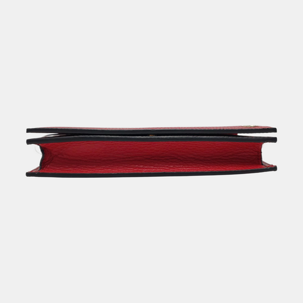 Authenticated pre-owned  GG Marmont Calfskin Red - Crossbody Bag at Looply