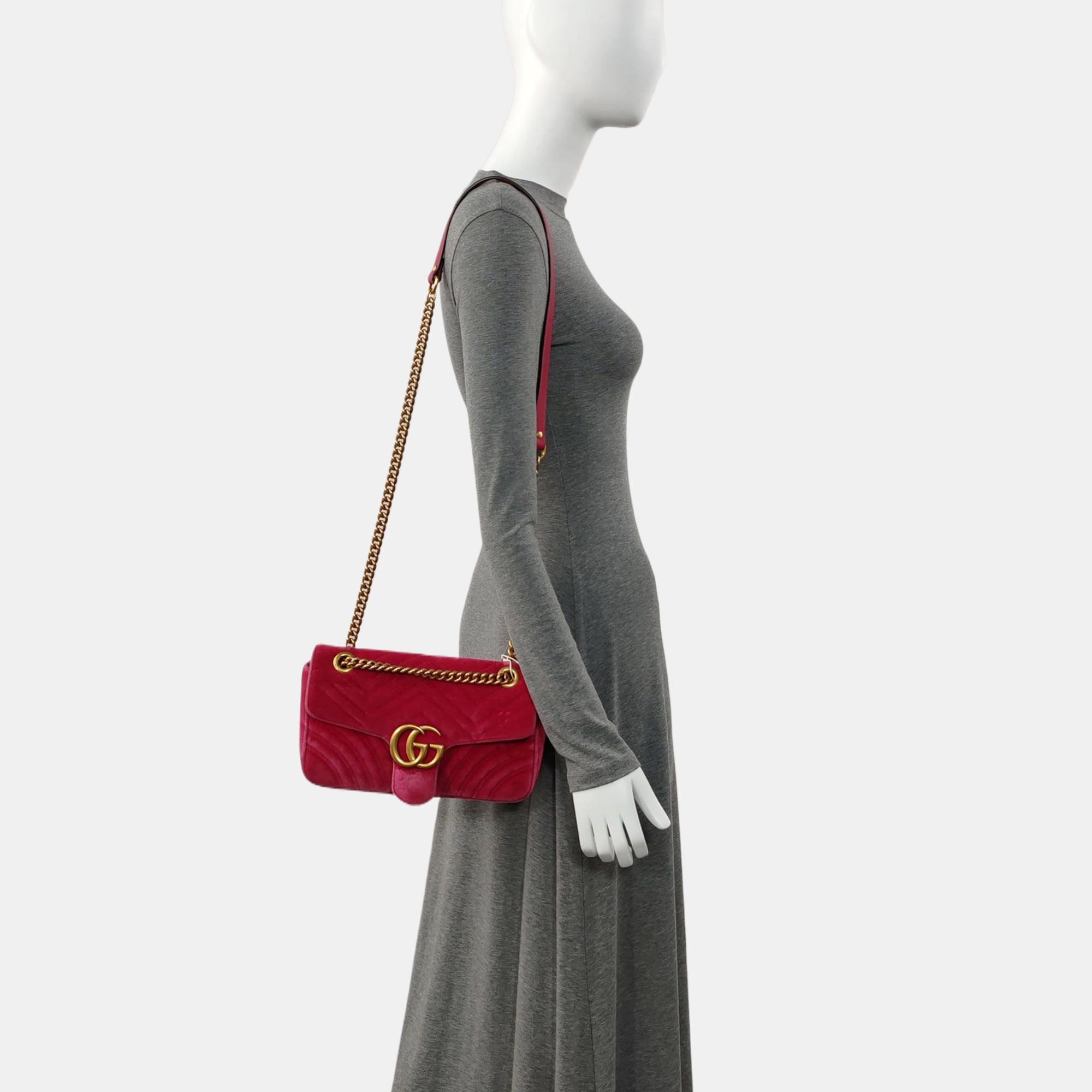 Authenticated pre-owned  GG Marmont Medium Quilted Velvet Pink - Shoulder Bag at Looply