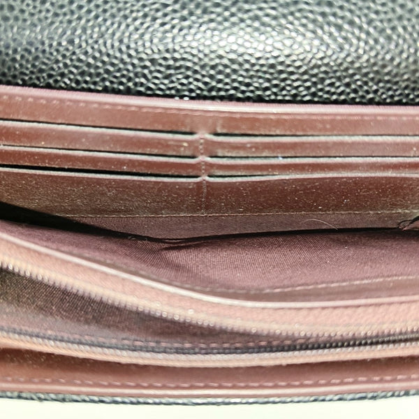 Authenticated pre-owned  Classic Flap Quilted Calfskin Black - Wallet at Looply