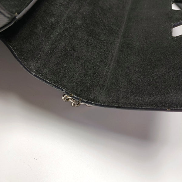 Authenticated pre-owned  Twist MM Epi Black - Shoulder Bag at Looply