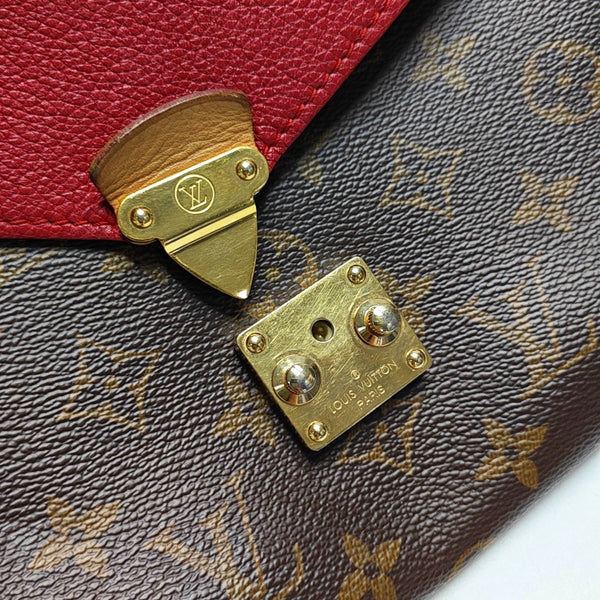Authenticated pre-owned  Pallas Monogram Coated Canvas Brown - Shoulder Bag at Looply