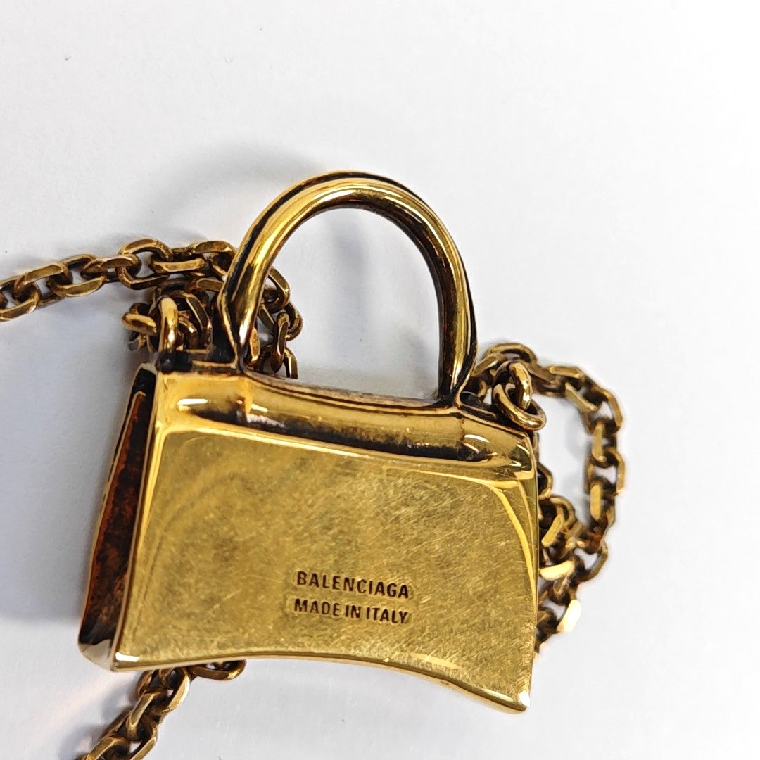 Authenticated pre-owned  Gold-tone Metal Necklace - Necklace at Looply