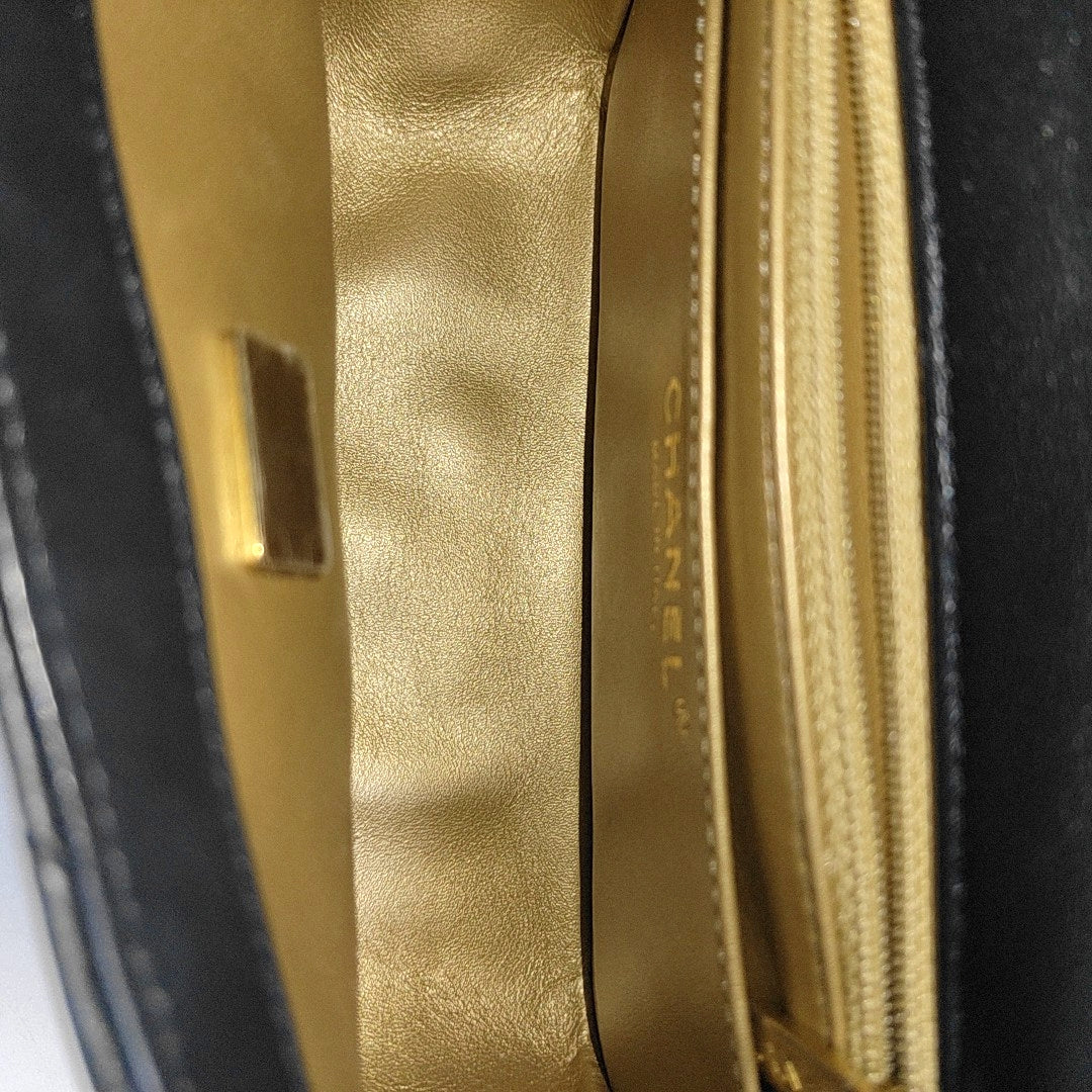 CLASSIC FLAP Mini Quilted Lambskin Black
