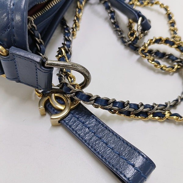 Authenticated pre-owned  Gabrielle Small Quilted Calfskin Blue - Crossbody Bag at Looply
