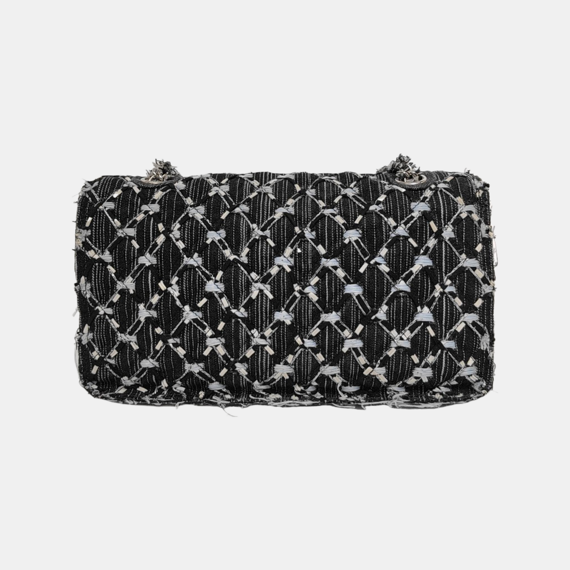 Authenticated pre-owned  Classic Flap Medium Quilted Fabric Black - Shoulder Bag at Looply