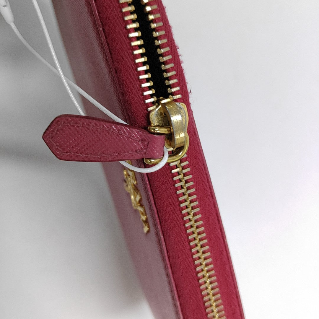 Zippy Wallet Saffiano Calfskin Red Wallet