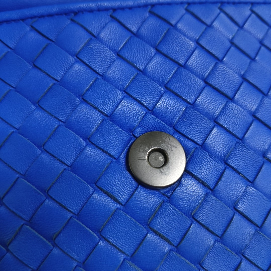 Messenger Mini Lambskin Blue