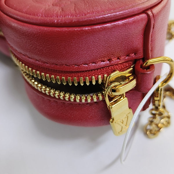 HEART ON CHAIN Lambskin Red