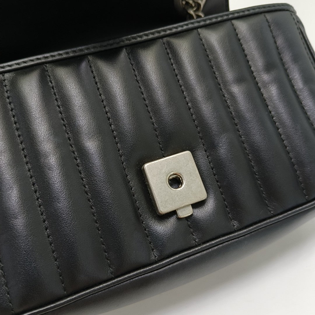 GG Marmont Small Quilted Calfskin Black
