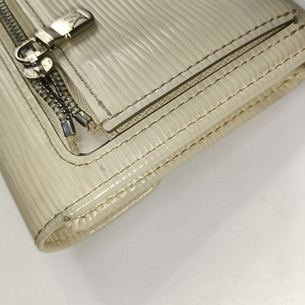 KOALA Epi White Wallet