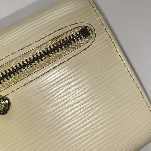 KOALA Epi White Wallet