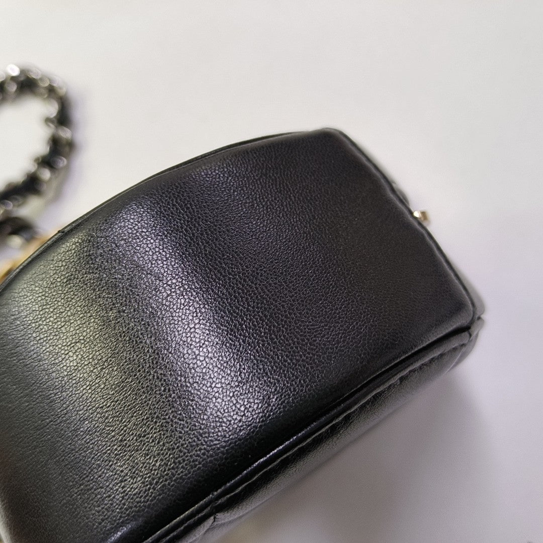 Authenticated pre-owned  Chanel 19 Lambskin Black - Crossbody Bag at Looply