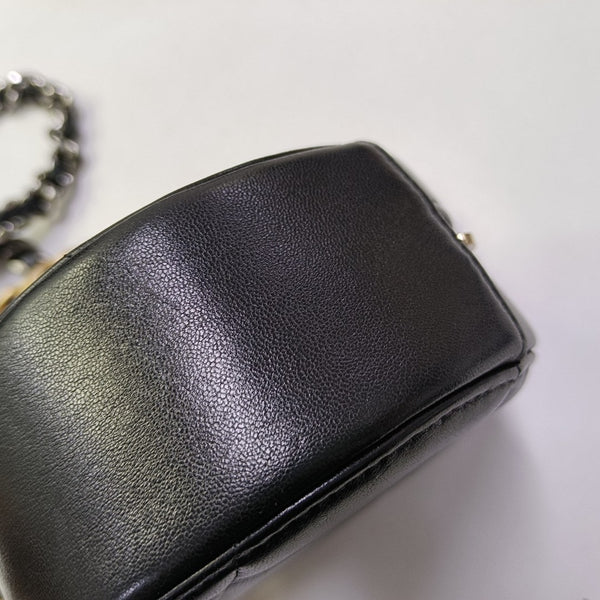 Authenticated pre-owned  Chanel 19 Lambskin Black - Crossbody Bag at Looply