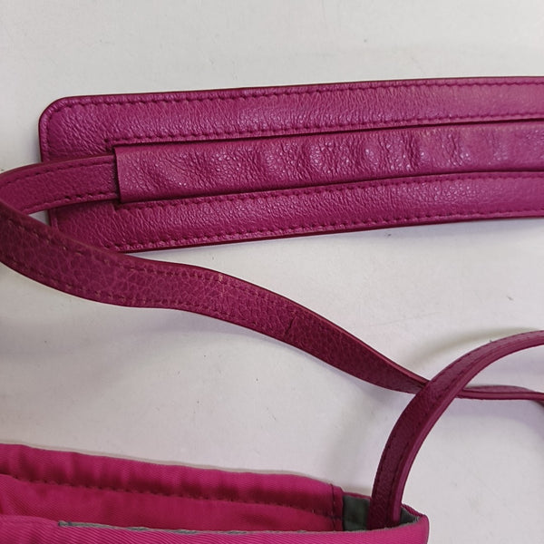 Etiquette Nylon Red