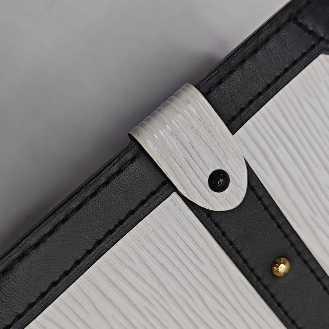 TRUNK Epi White