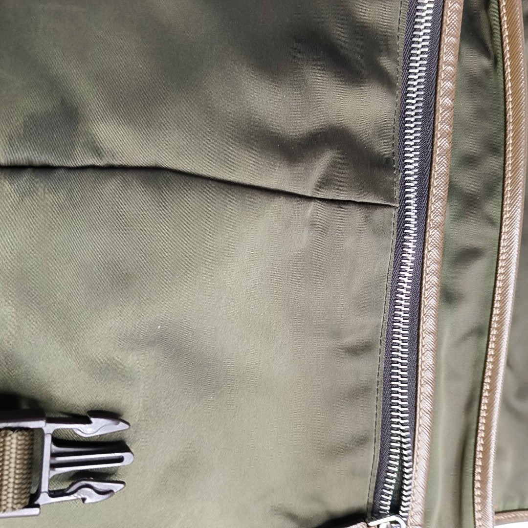 Nylon Green