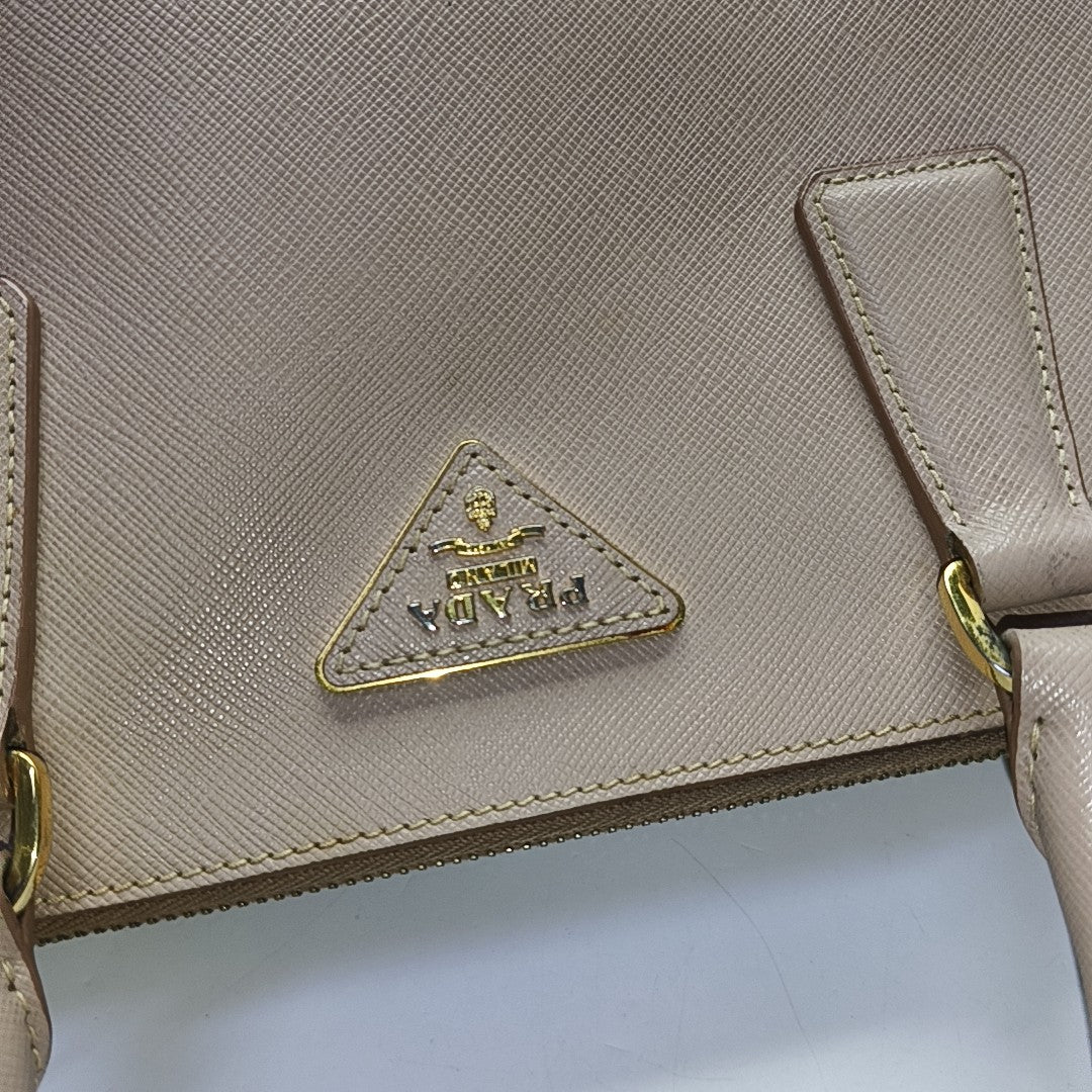 Galleria Extra Large Saffiano Calfskin Pink