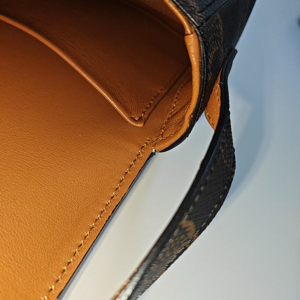 TRIOMPHE Nano Coated Canvas Brown