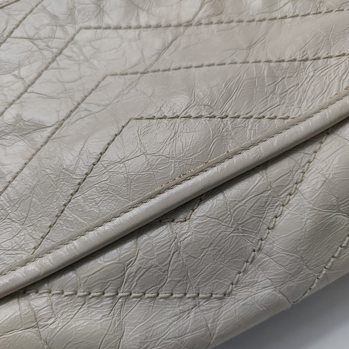 NIKI Small Chevron Calfskin White