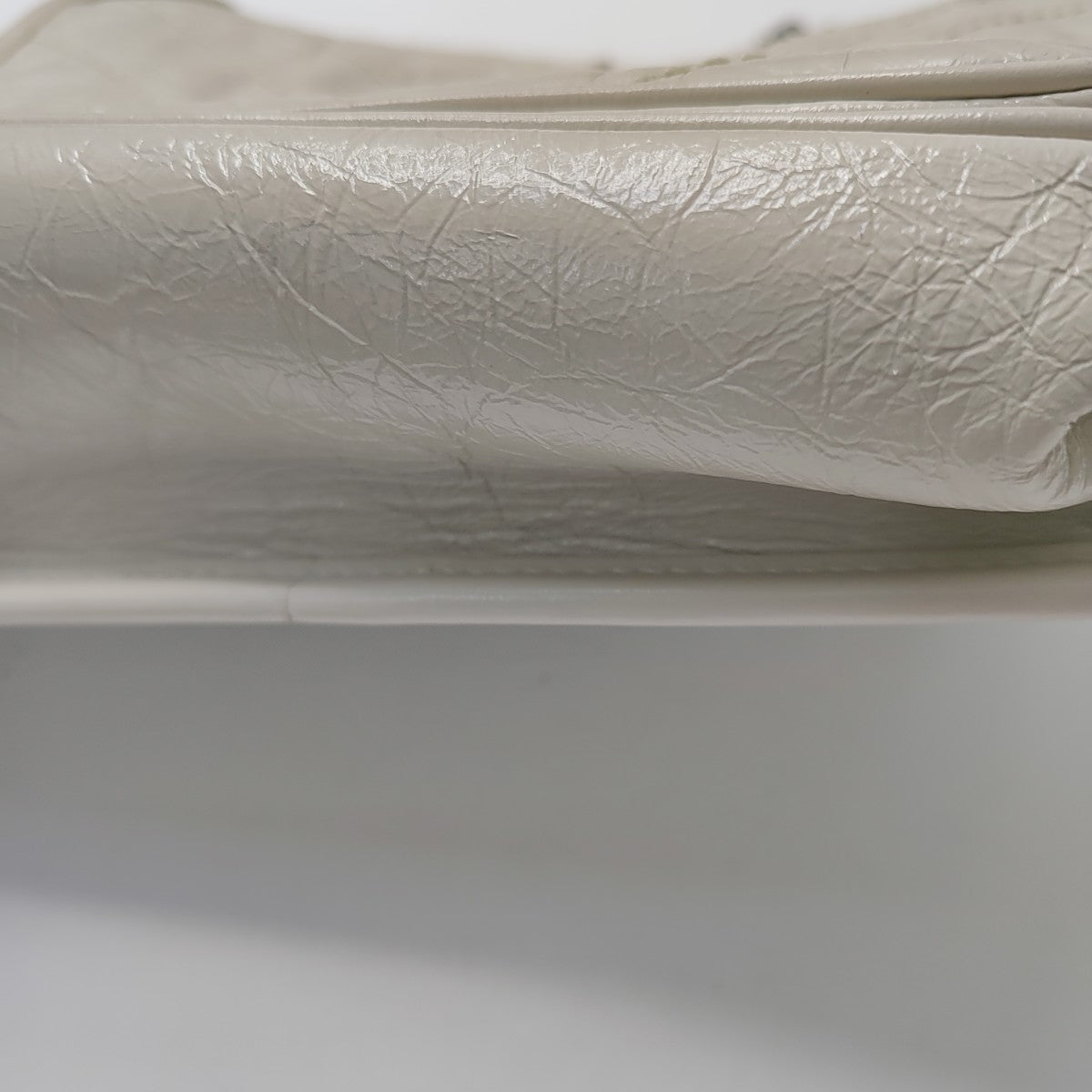 NIKI Small Chevron Calfskin White