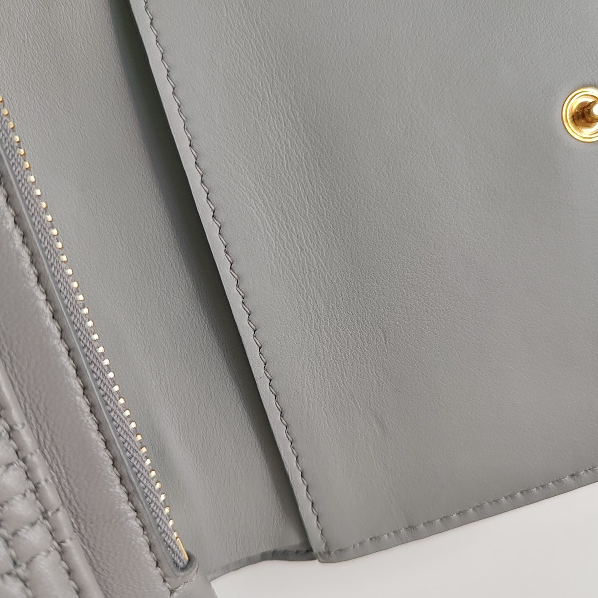 Quilted Lambskin Wallet Gray