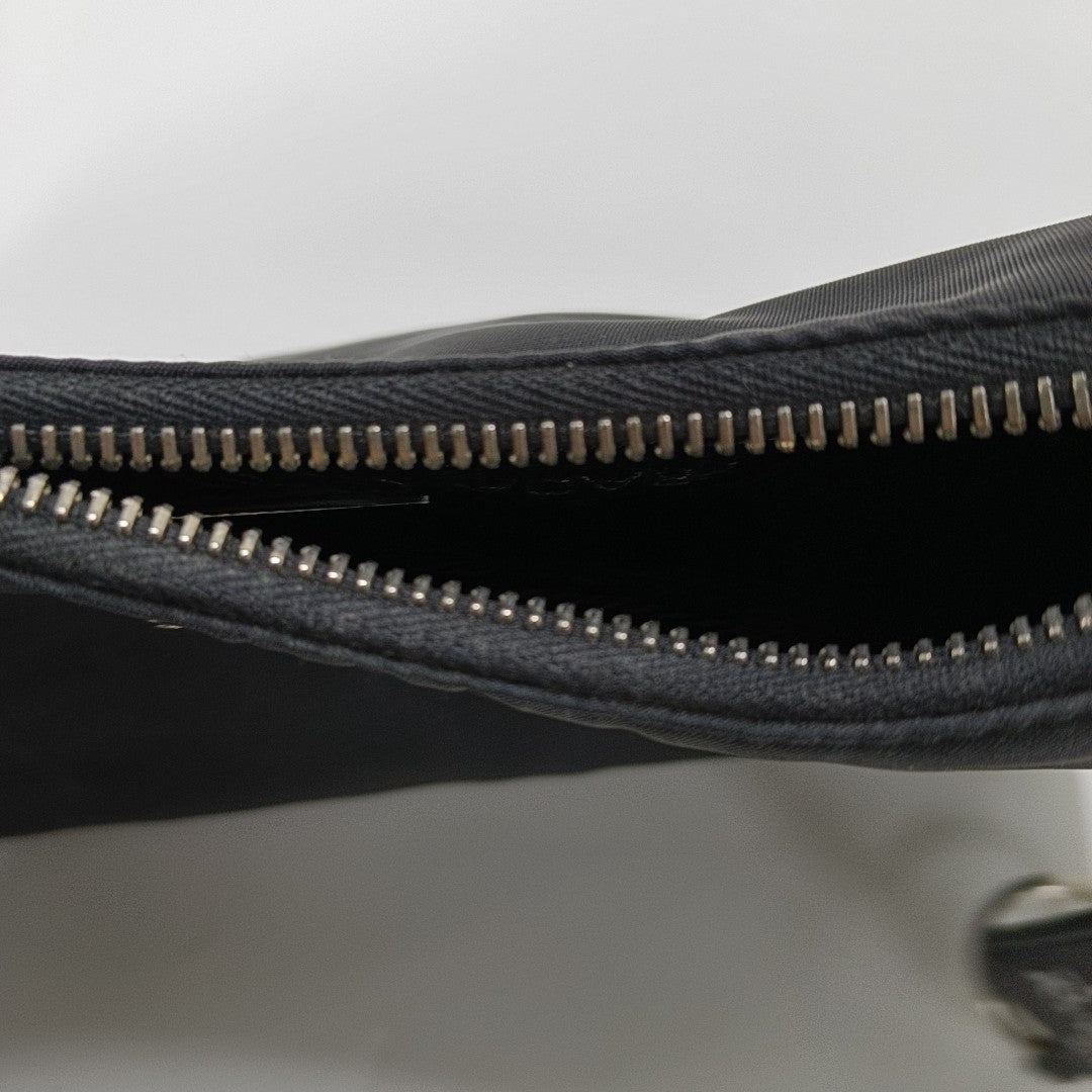 Re-Edition2005 Nylon Black
