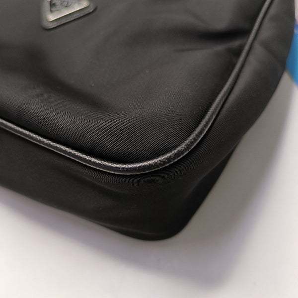 Re-Edition2005 Nylon Black