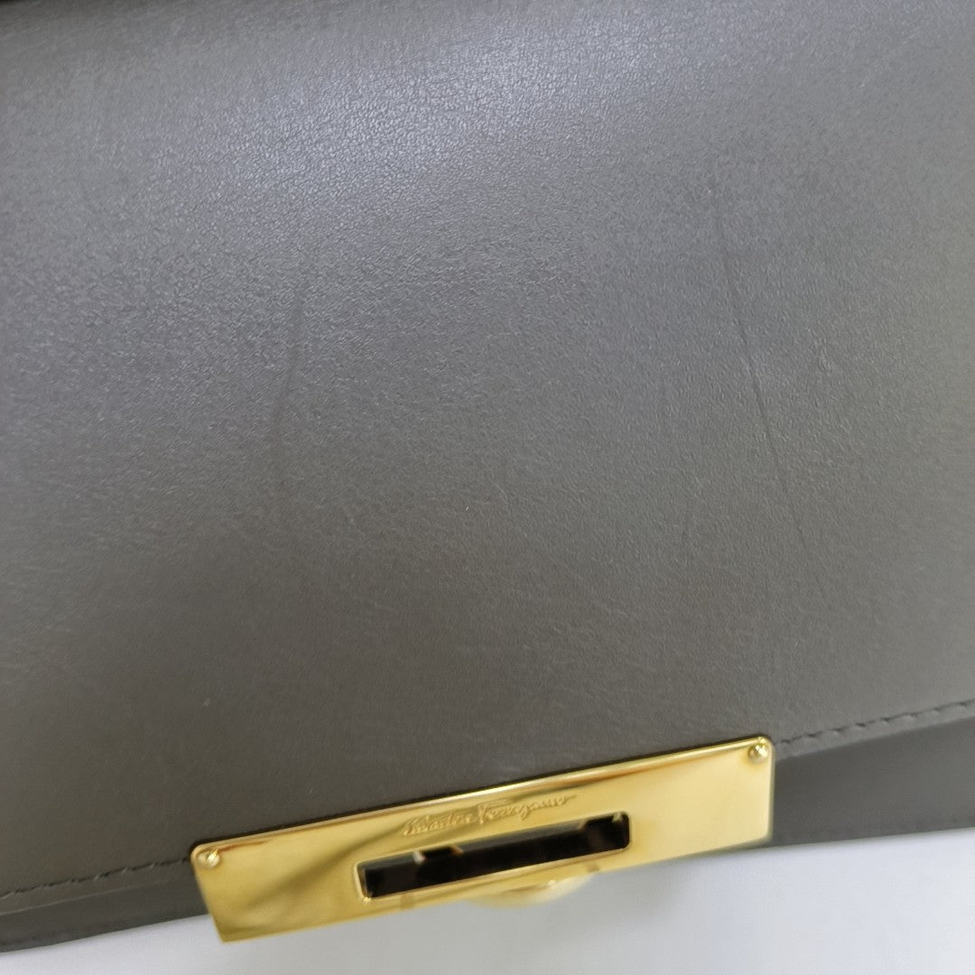 Gancino Calfskin Gray