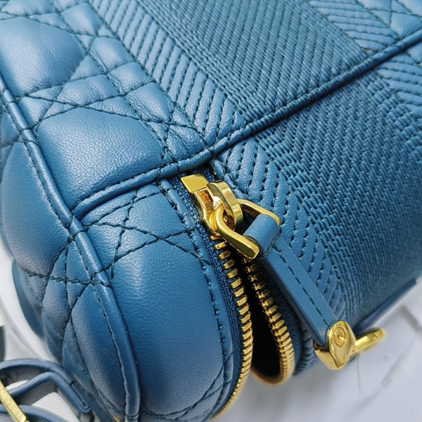 Travel Vanity Small Cannage Lambskin Blue