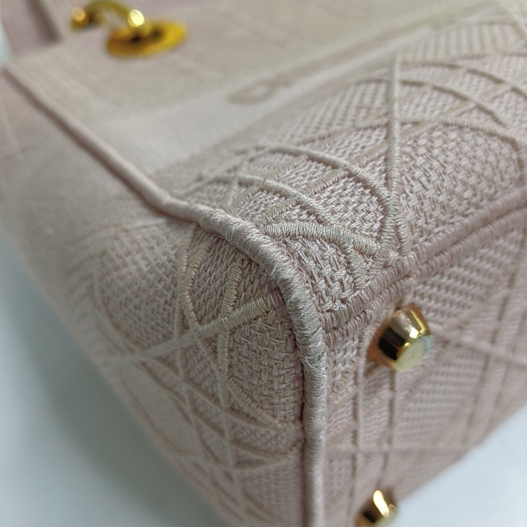Lady D-Lite Medium Cannage Canvas Pink