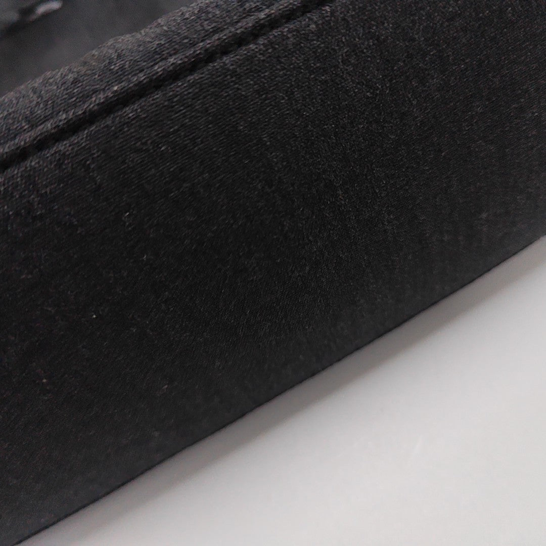 Canvas Gray