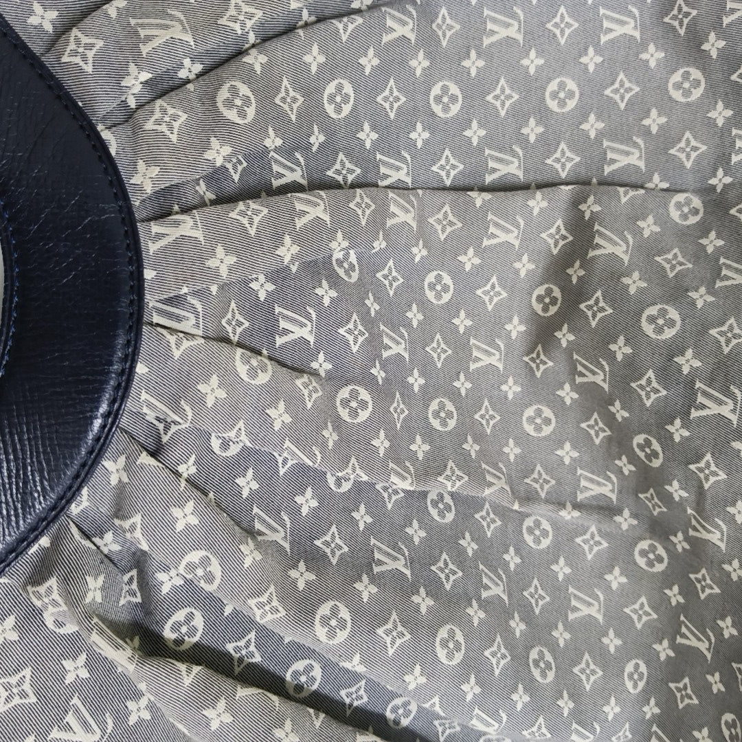 FANTASY IDEYLLE MM Monogram Canvas Blue