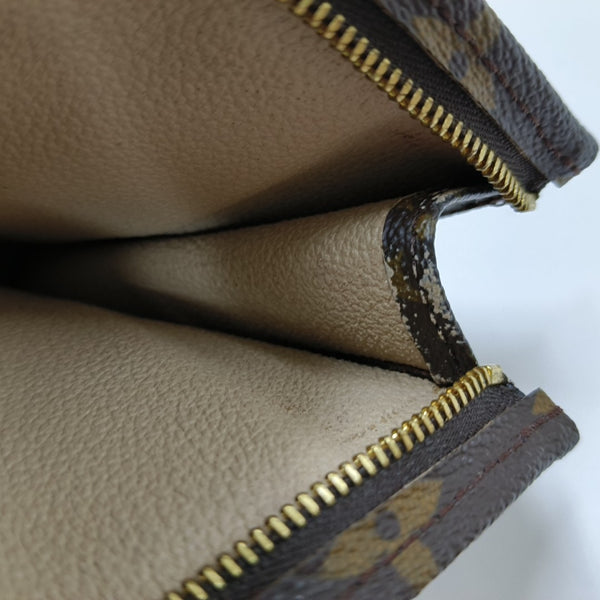 TOILET POCKET 19 Monogram Coated Canvas Brown