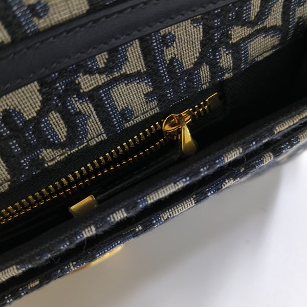 30 Montaigne Oblique Canvas Blue