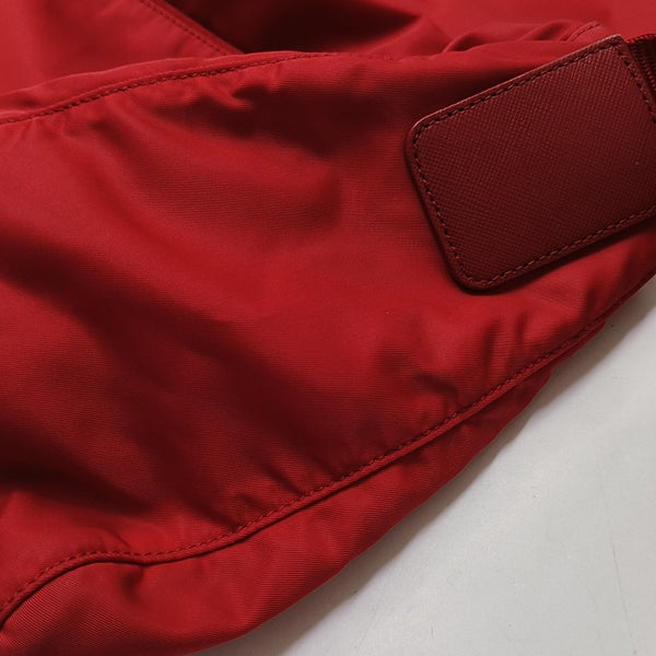 Nylon Red